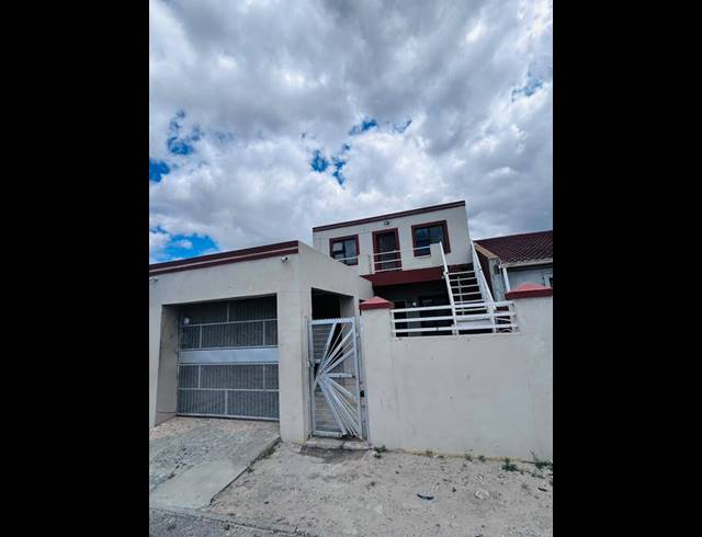 4 BEDROOM HOUSE FOR SALE IN GUGULETU